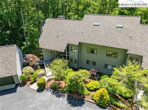 207-207 Grouse Moor Dr, Linville, NC, 28646-8112 | Card Image