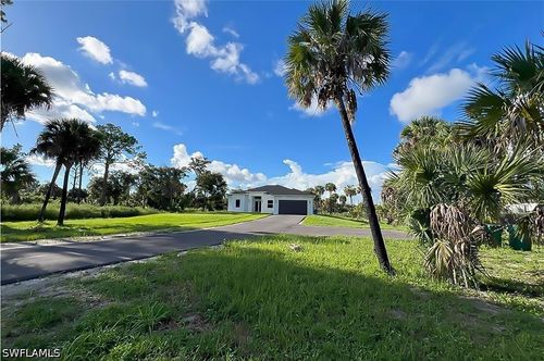 3335 16th Ave Se, NAPLES, FL, 34117-5544 | Card Image