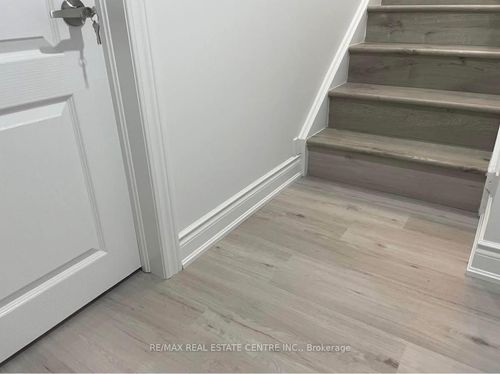 bsmnt-7 Branigan Crescent, Halton Hills, ON, L7G0N2 | Card Image