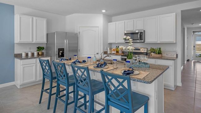 5198 Orchard Oriole Loop, House other with 4 bedrooms, 2 bathrooms and null parking in BARTOW FL | Image 13