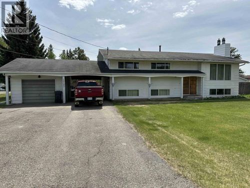 10102 Paquette Ave, Hudson's Hope, BC, V0C1V0 | Card Image