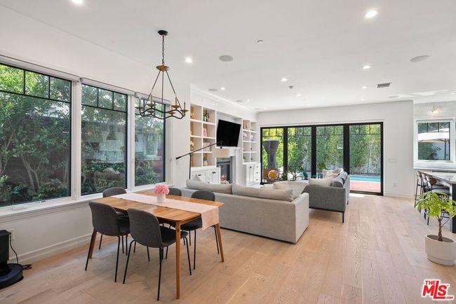 1086 Marco Pl, House other with 4 bedrooms, 4 bathrooms and 3 parking in Venice CA | Image 6