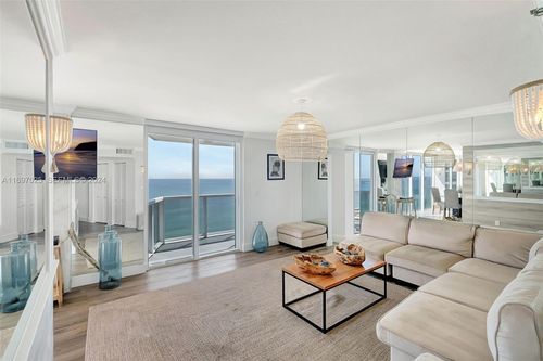 1902-2401 Collins Ave, Miami Beach, FL, 33140-4752 | Card Image