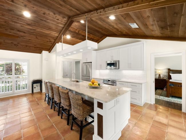 52 Birch Pl, House other with 3 bedrooms, 2 bathrooms and null parking in Tequesta FL | Image 5