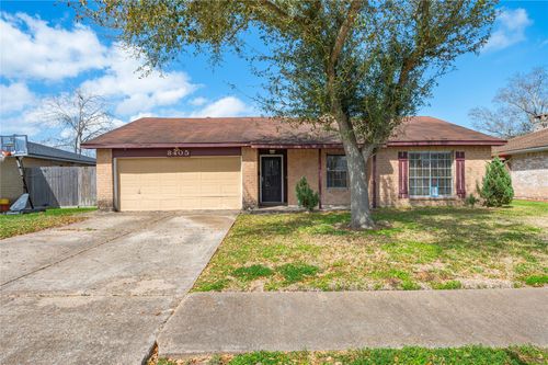 8405 Bandridge Road, La Porte, TX, 77571 | Card Image