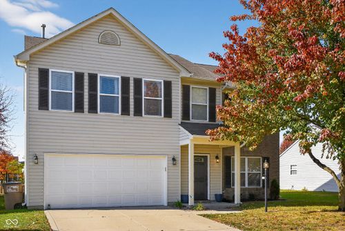 3220 Lakestream Dr, Columbus, IN, 47201-1418 | Card Image