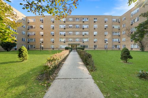 504-6161 N Hoyne Ave, Chicago, IL, 60659-4257 | Card Image