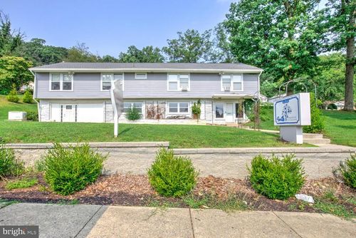 270 Friedensburg Rd, READING, PA, 19606-1926 | Card Image