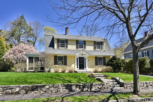 44 Bellevue Rd, Swampscott, MA, 01907-1517 | Card Image