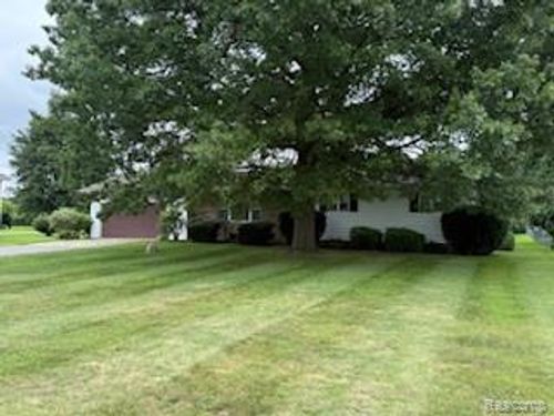 13240 N Jennings Rd, Clio, MI, 48420-8826 | Card Image