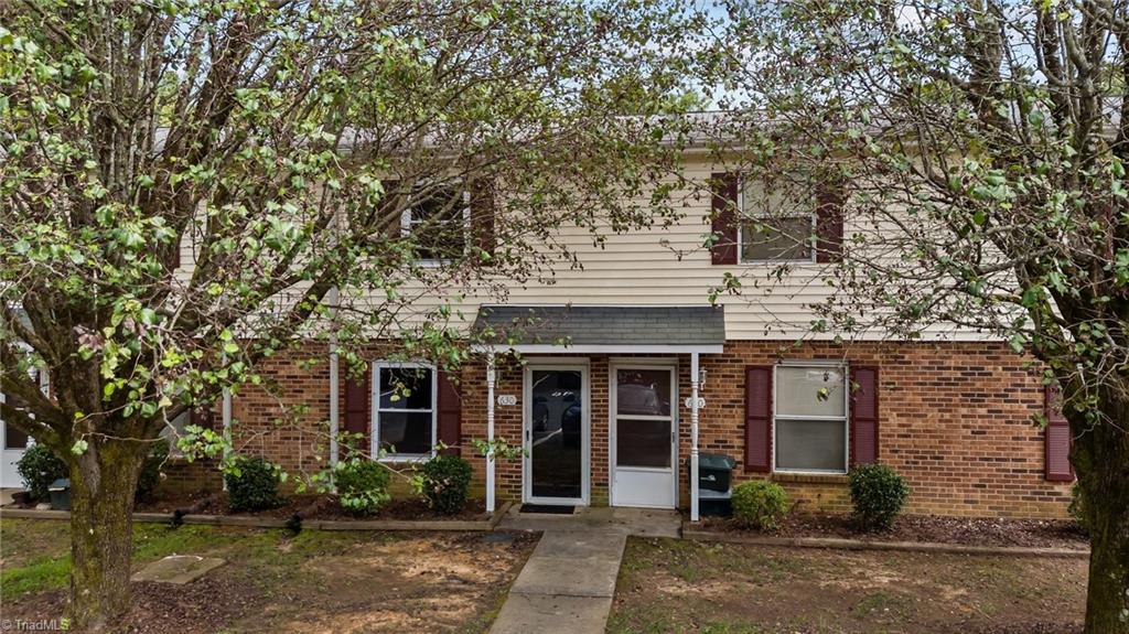 Cedarbrook Ct, Lewisville, NC 27023