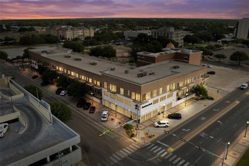 216-330 Austin Avenue, Waco, TX, 76701 | Card Image