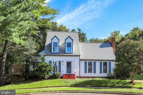 13536 Leith Ct, Chantilly, VA, 20151-3317 | Card Image