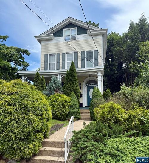 150 Magnolia Ave, Hillsdale, NJ, 07642-2130 | Card Image