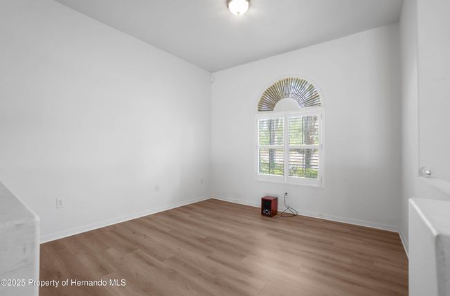 7285 Nightwalker Rd, House other with 4 bedrooms, 3 bathrooms and null parking in WEEKI WACHEE FL | Image 6