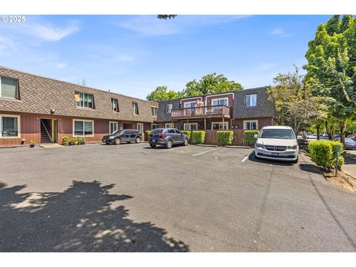 19-8833 N Syracuse St, Portland, OR, 97203-4857 | Card Image