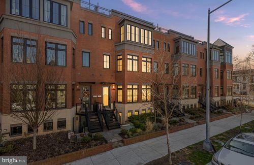 a-146 S St Nw, WASHINGTON, DC, 20001-1130 | Card Image