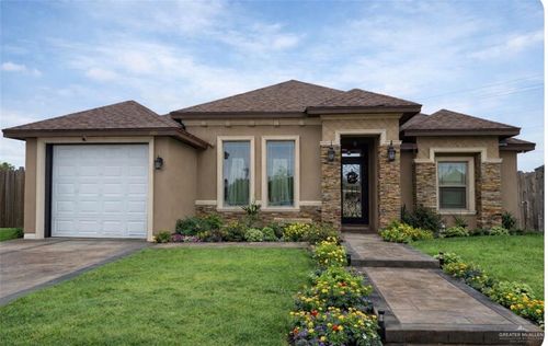 606 San Saba Cir, Rio Grande City, TX, 78582-2052 | Card Image