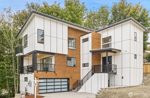 4413 Ne 26th Pl, Renton, WA, 98056-2344 | Card Image