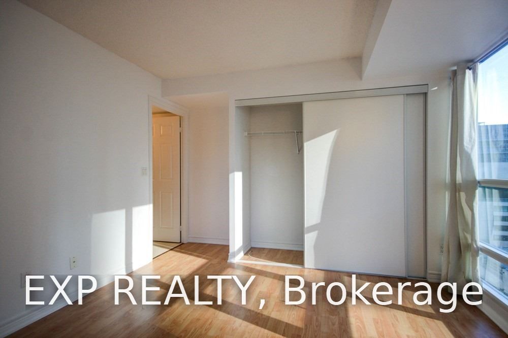 Residential Lease in Toronto C01 5