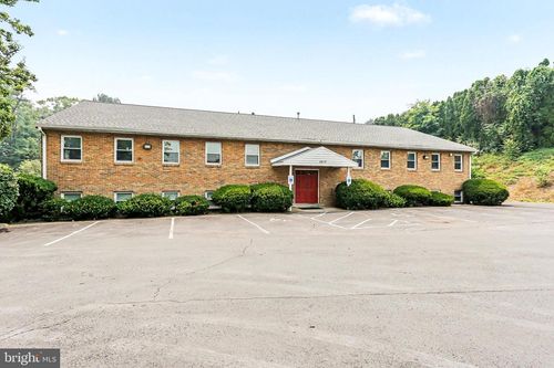 102-1517 Cedar Cliff Dr, CAMP HILL, PA, 17011-7705 | Card Image