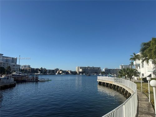 apt-107-2500 Diana Dr, Hallandale Beach, FL, 33009-4821 | Card Image