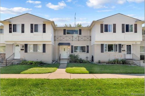 160 S Christine Cir, Mount Clemens, MI, 48043 | Card Image