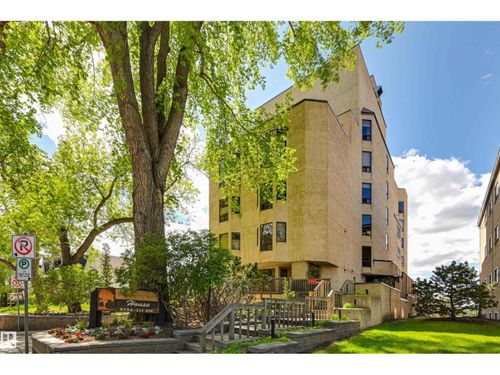 10-9734 111 St Nw, Edmonton, AB, T5K1J8 | Card Image