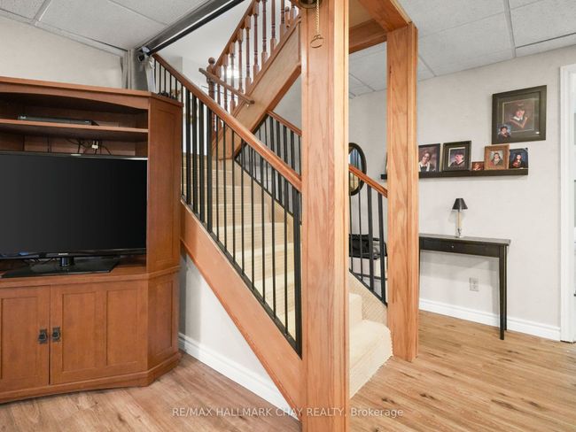 667280 20 Sideroad, House other with 5 bedrooms, 3 bathrooms and 6 parking in Mulmur ON | Image 24