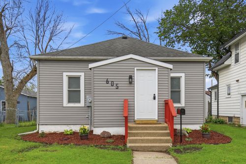 605 9th Ave Sw, Austin, MN, 55912-2764 | Card Image