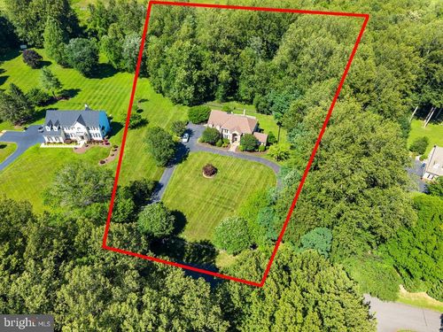 11224 Devereux Manor Ln, FAIRFAX STATION, VA, 22039-2046 | Card Image