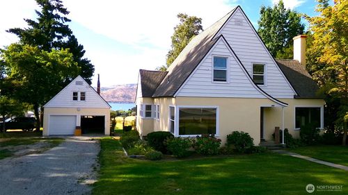 1555 Swartout Rd, Manson, WA, 98831-9677 | Card Image