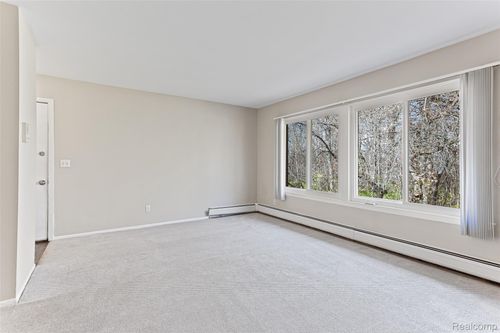 apt-11-7400 Central St, Westland, MI, 48185-2553 | Card Image
