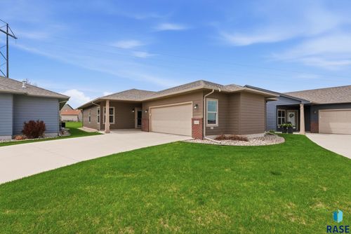 1505 S Foss Ave Avenue, Sioux Falls, SD, 57110 | Card Image