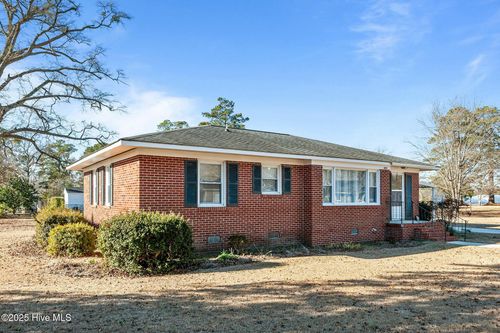 405 Pollock Street, Pollocksville, NC, 28573 | Card Image