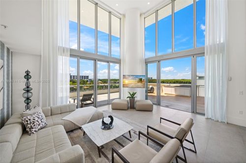 502-330 Sunny Isles Blvd, Sunny Isles Beach, FL, 33160-4211 | Card Image