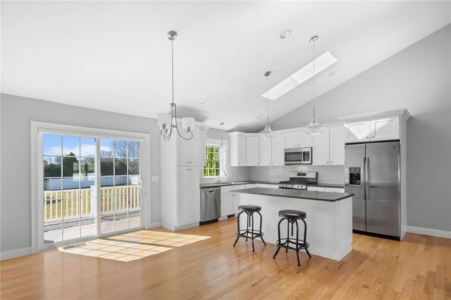 5 - 5 Thelma Ln, Condo with 2 bedrooms, 3 bathrooms and 4 parking in Middletown RI | Image 12