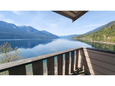 803 & 805 Silver Cove Dr, House other with 5 bedrooms, 3 bathrooms and 2 parking in Silverton BC | Image 2