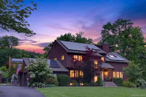 19 Apple Hill Dr, Cortlandt Mnr, NY, 10567-5229 | Card Image