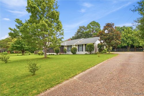 63 Arcadia Dr, Tuscaloosa, AL, 35404-4329 | Card Image