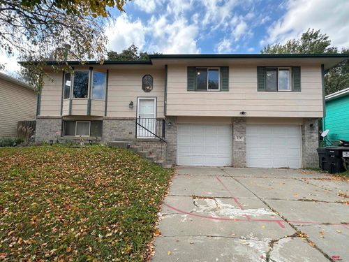 2333 17th Street, Lincoln, NE, 68522 | Card Image