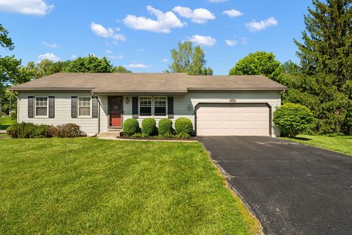2156 Saint Joseph Ln, Valparaiso, IN, 46385-5451 | Card Image