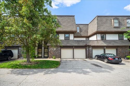 10130 Locust St, Kansas City, MO, 64131-4222 | Card Image