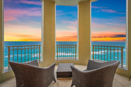 ph-1201-5310 N Ocean Dr, Riviera Beach, FL, 33404-2568 | Card Image