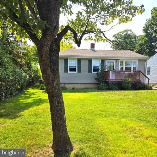 14 Glorney St, Shrewsbury, NJ, 07702-4104 | Card Image