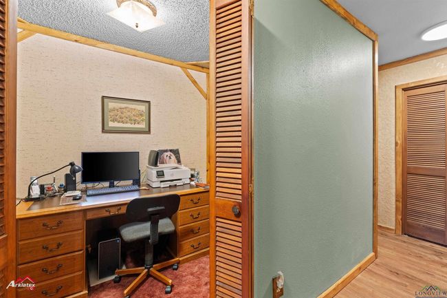453 Wiggins Rd, House other with 3 bedrooms, 2 bathrooms and null parking in Karnack TX | Image 8