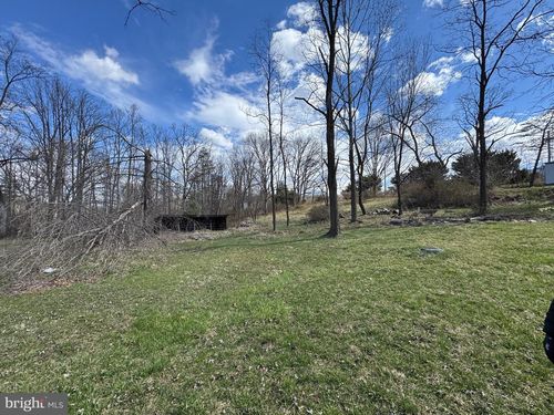 8 Orpha Ln, WARDENSVILLE, WV, 26851-9200 | Card Image