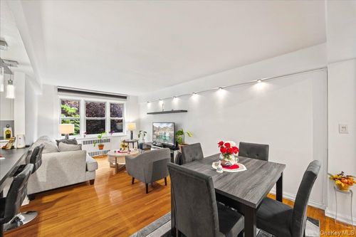 f204-30 Ehrbar Avenue, Mount Vernon, NY, 10552 | Card Image