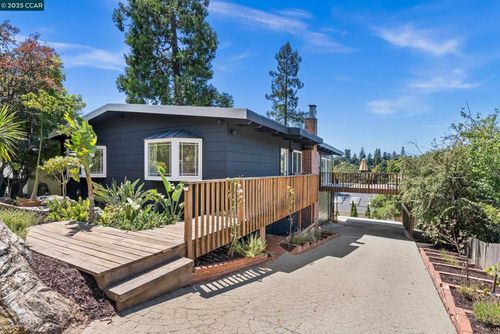 5915 Alhambra Ave, Oakland, CA, 94611-2227 | Card Image