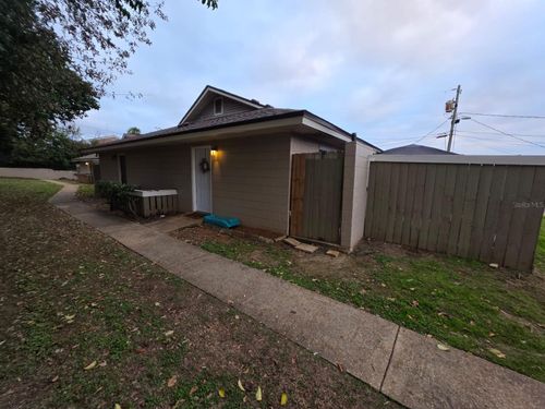 apt-9-2241 W Pensacola St, TALLAHASSEE, FL, 32304-3138 | Card Image